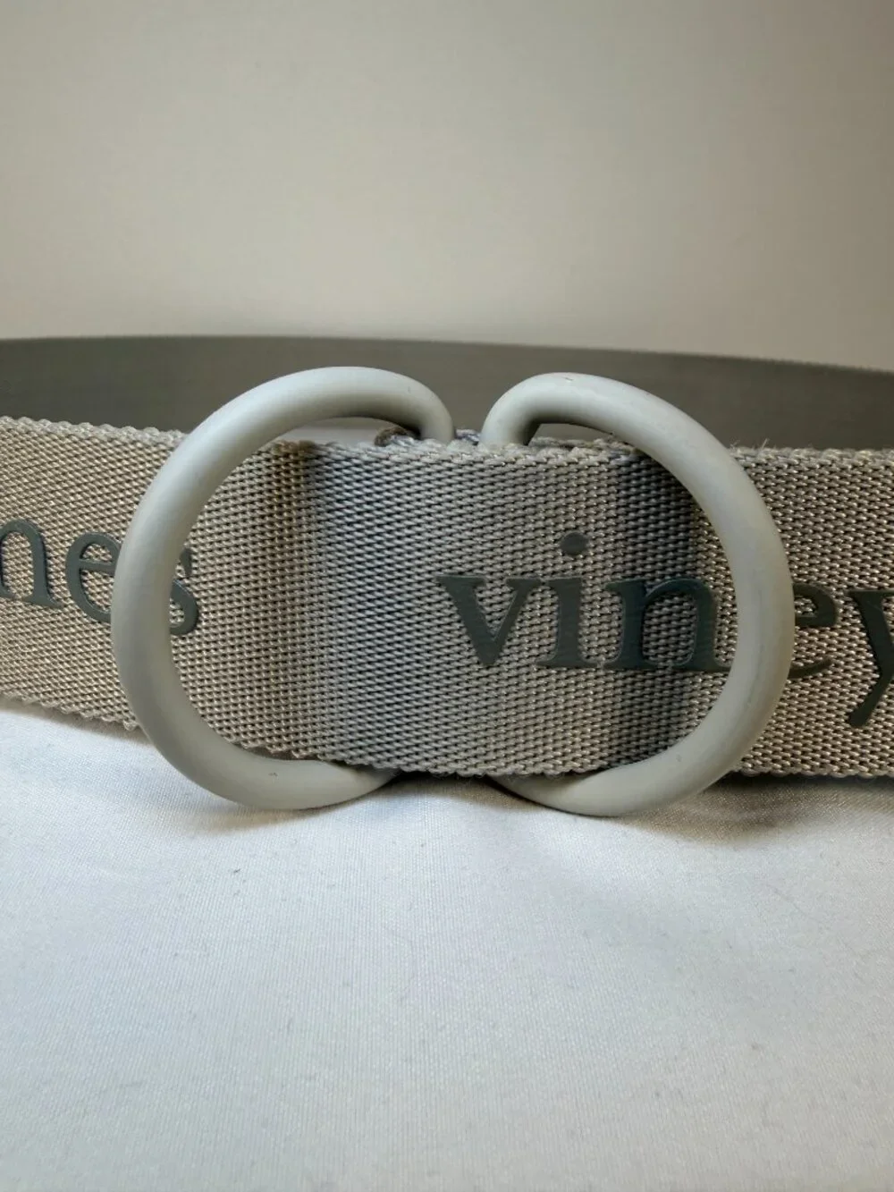 VINEYARD VINES On The Go Belt Metal Ring Gray Beige XS NWOT